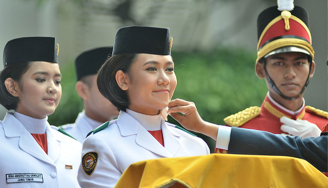 Deretan Pembawa Baki Bendera Paskibraka saat Upacara 17 Agustus di Istana